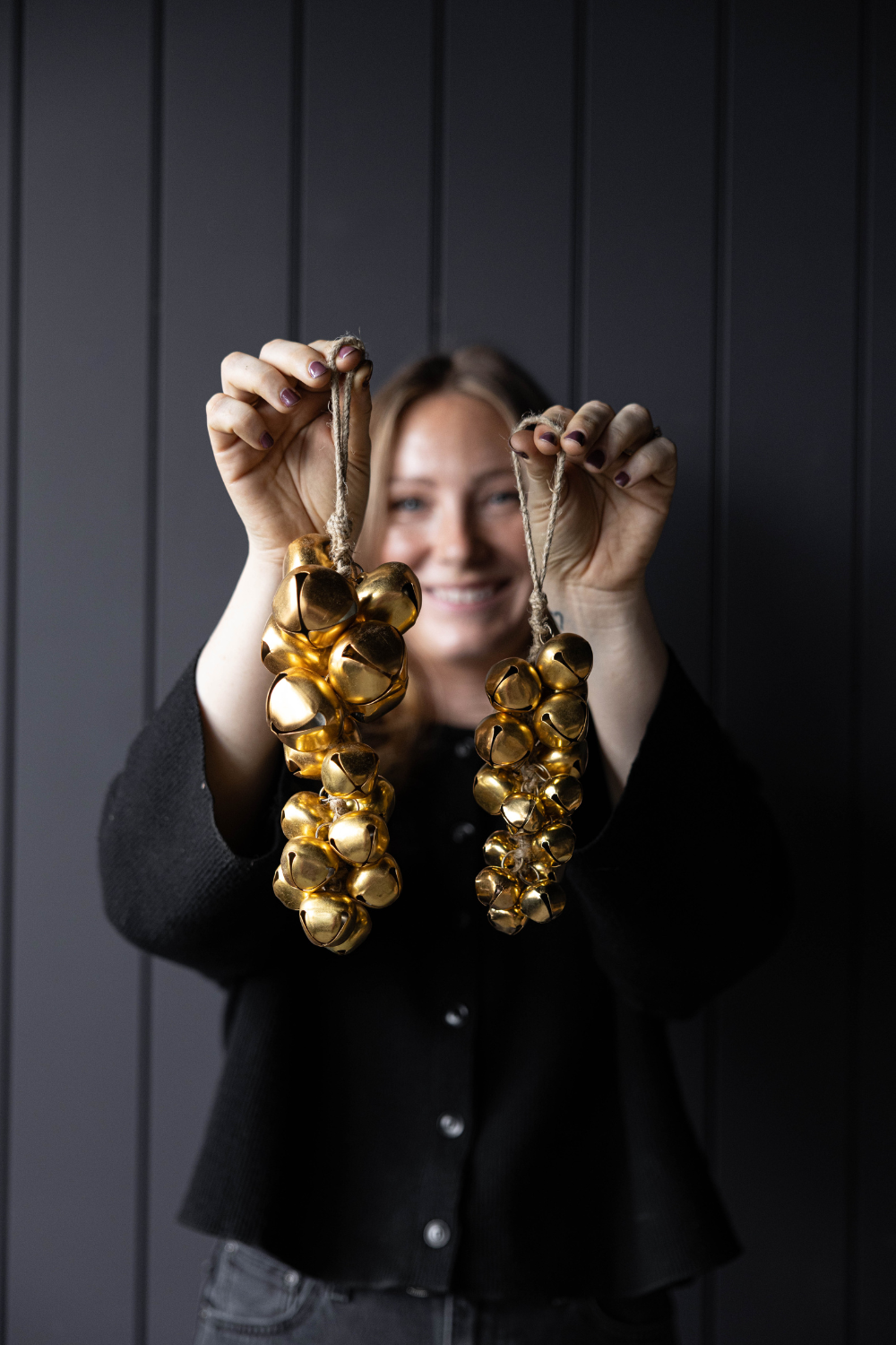 Luxe B Co - Jingle Bell Holiday Hanging Cluster