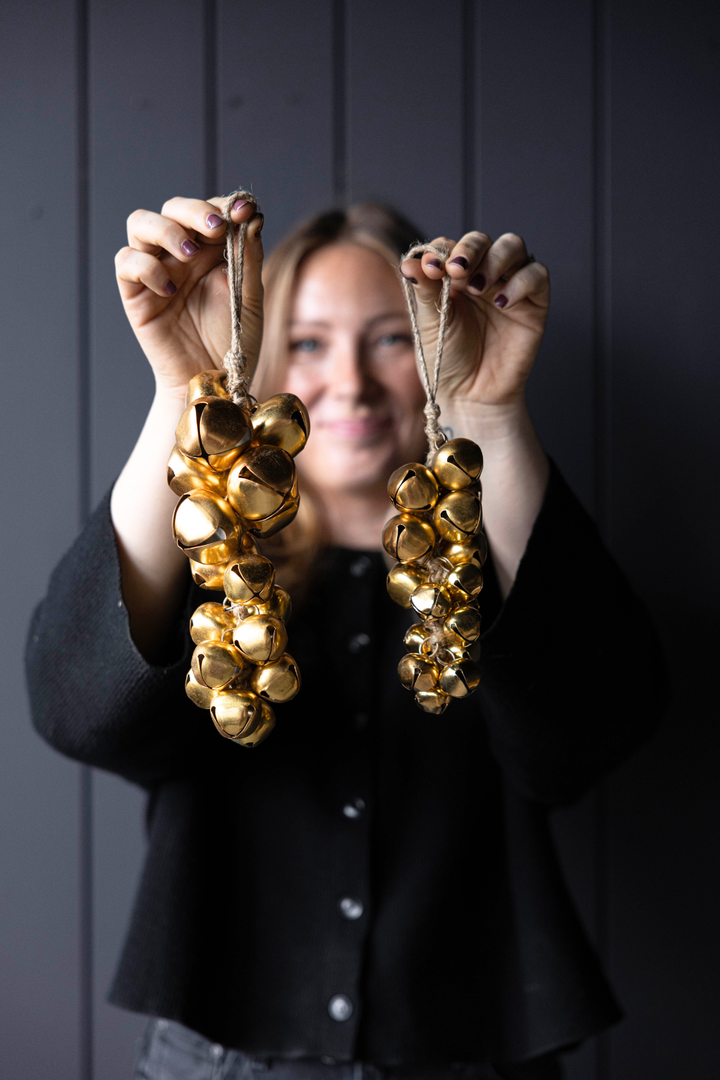 Luxe B Co - Jingle Bell Holiday Hanging Cluster